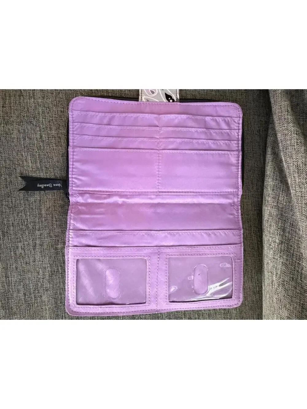 Vera Bradley Turnlock In Mimosa Medallion Quilted RFID Zip Around Organizer - Picture 5 of 5